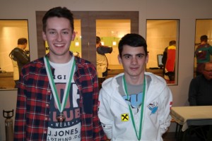 Tobias Prommegger (l.) mit der Silbermedaille