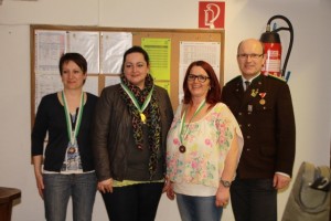 Die Siegerinnen im Frauen Finale (v.l.) Barbara Larcher (2.), Eva Suitner (1.), Karin Maaß (3.)