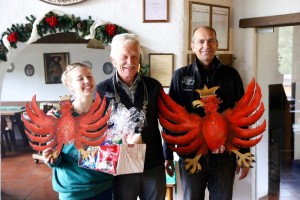 v.l.: Nicole Braun (Jungschützenkönigin), Pepi Widauer (Schützenkönig), Christof Melmer (Oberschützenmeister)